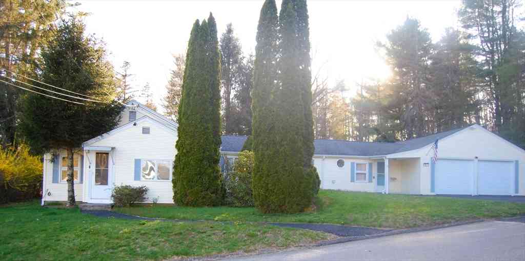 Homes For Sale - 9 Harding St<br/> Worcester County, Leicester, MA 01611