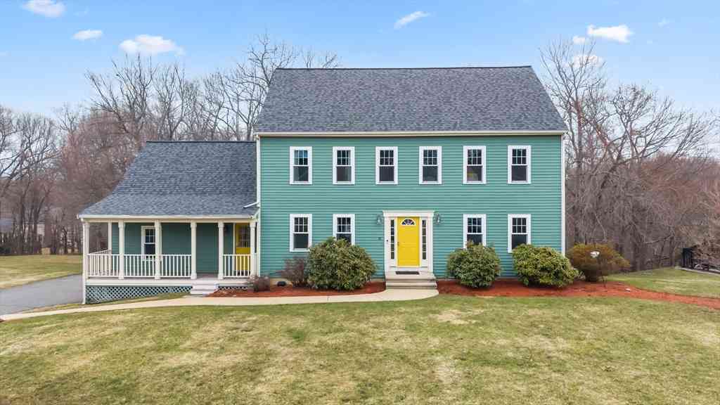 Homes For Sale - 25 Farmington Dr<br/> Shrewsbury, MA 01545