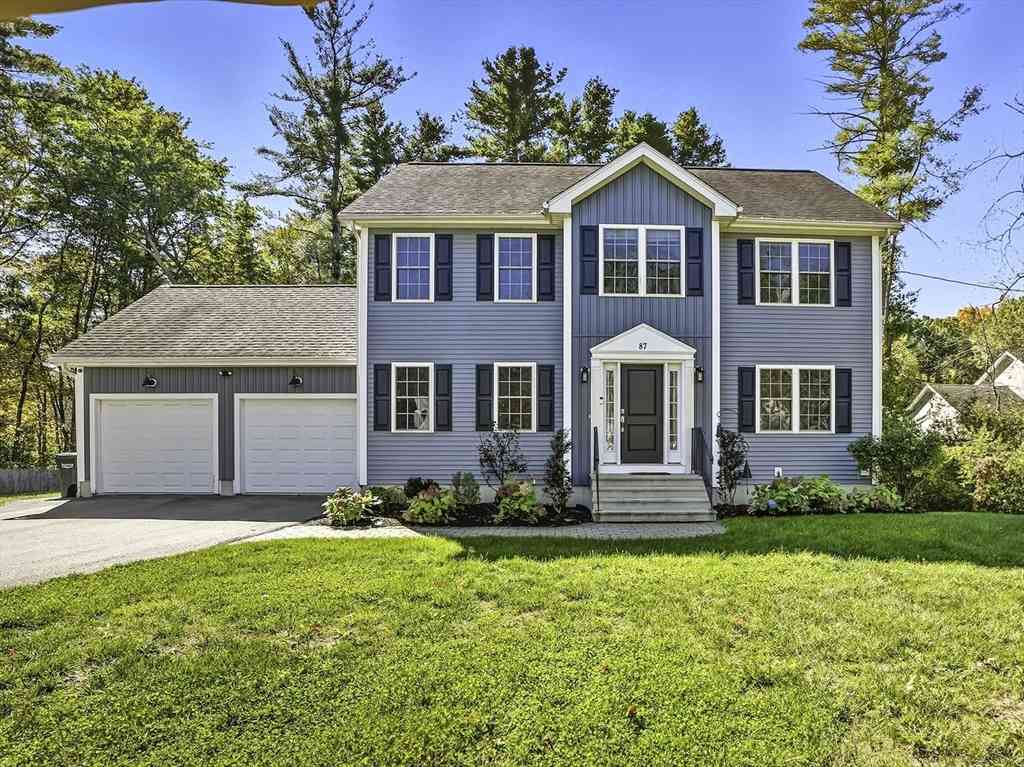 Homes For Sale - 87 Wood Street<br/> Middlesex County, Hopkinton, MA 01748