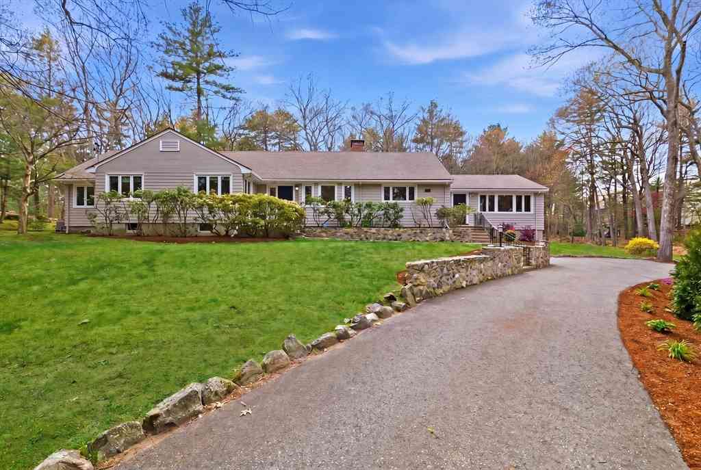 Homes For Sale - 31 Huckleberry Hill Rd<br/> Lincoln, MA 01773