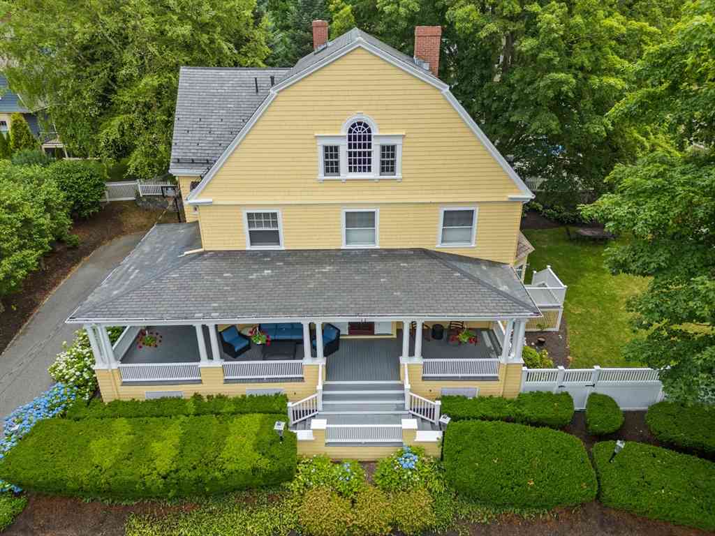 Homes For Sale - 216 Highland Avenue<br/> Winchester, MA 01890