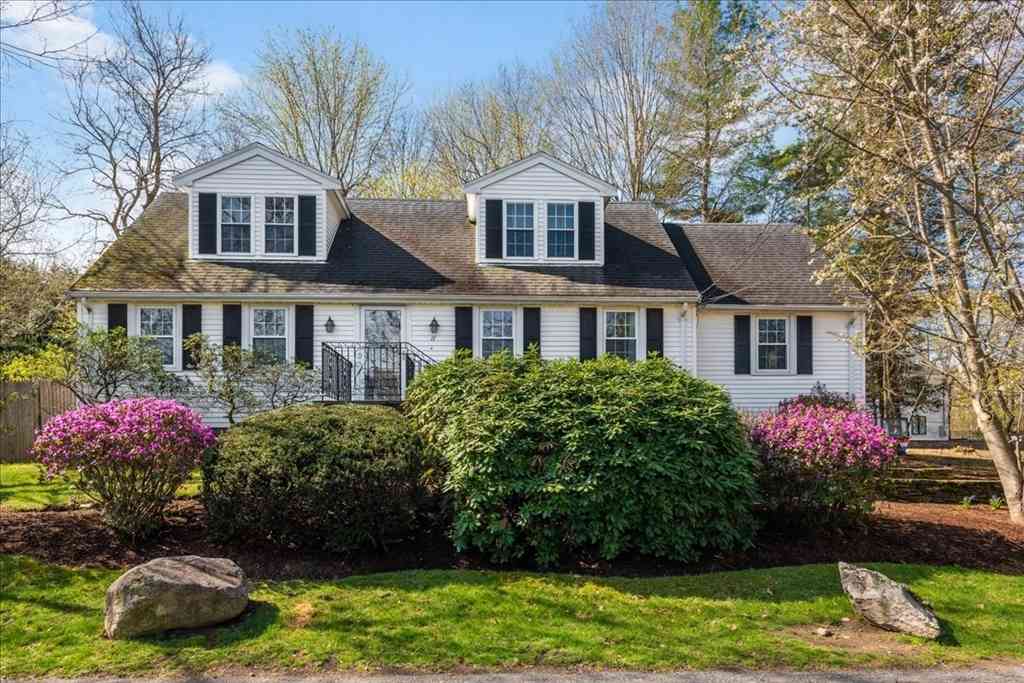 Homes For Rent - 11 Gay St.<br/> Needham, MA 02492