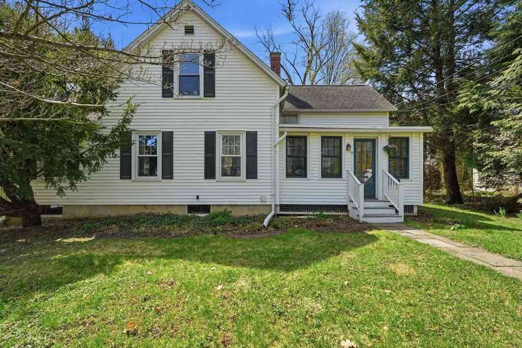 Homes For Sale - 35 Taylor Street<br/> Hampshire County, Amherst, MA 01002