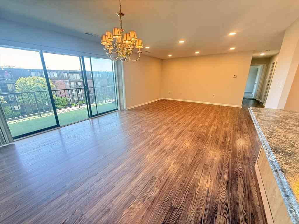 Condo For Rent - 1006 Paradise Rd #N-3-R<br/> Swampscott, MA 01907