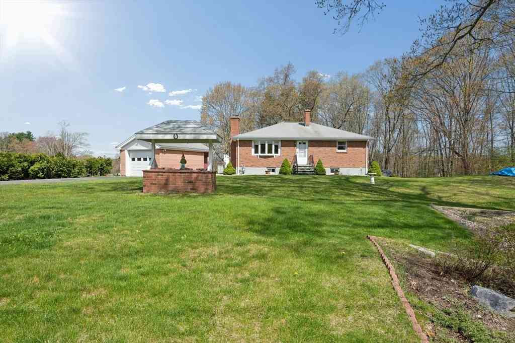 Homes For Sale - 149 Old Westboro Rd<br/> Worcester County, Grafton, MA 01536