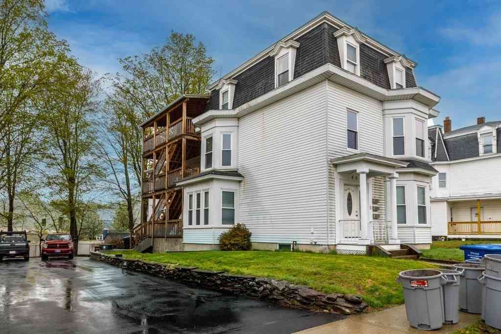 Apartment For Rent - 32 Pearl Street #2<br/> Leominster, MA 01453