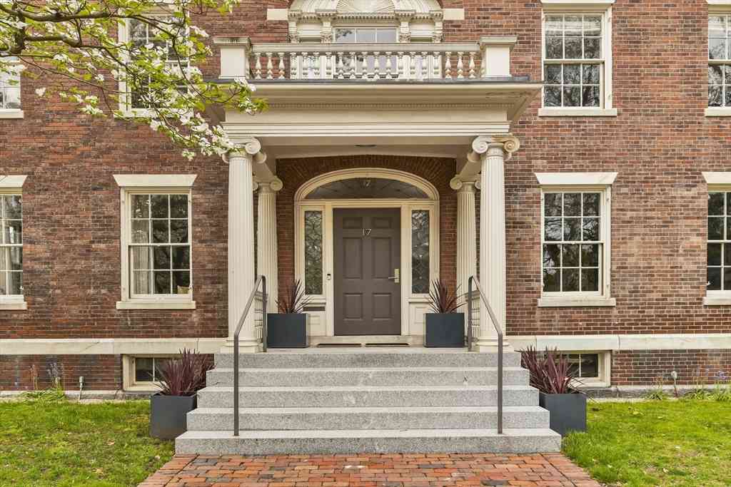 Homes For Sale - 17 Farrar St. #17<br/> Cambridge, MA 02138