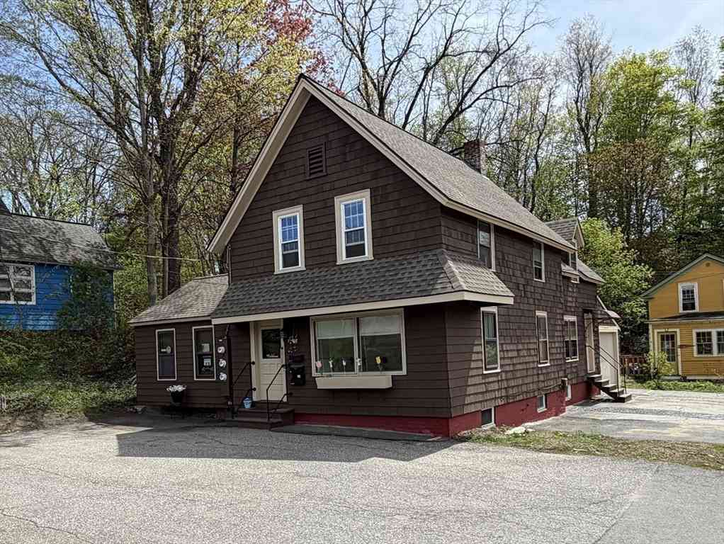 Multifamily For Sale - 30 Mohawk Trl<br/> Franklin County, Greenfield, MA 01301