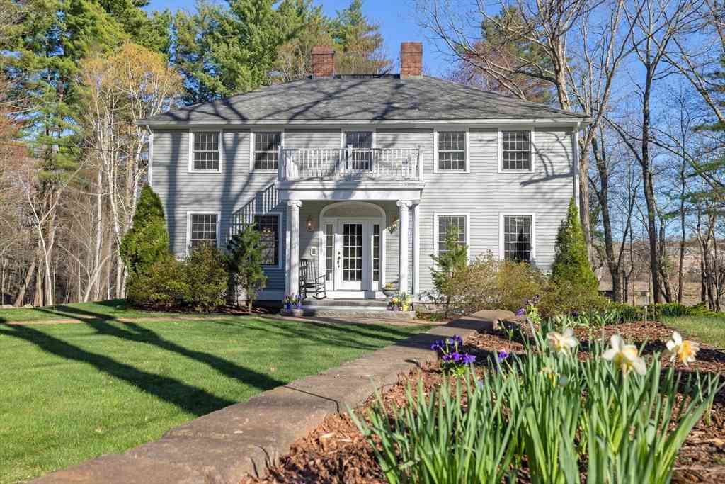 Homes For Sale - 60 Cambridge Rd<br/> Hampstead, NH 03841