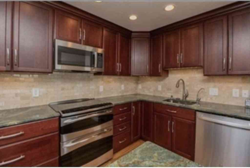 Condo For Rent - 1002 Paradise Road #PHH<br/> Swampscott, MA 01907