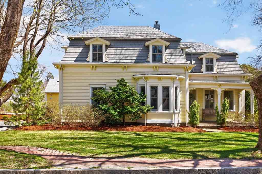 Homes For Sale - 474 Davisville Rd<br/> Barnstable County, Falmouth, MA 02536