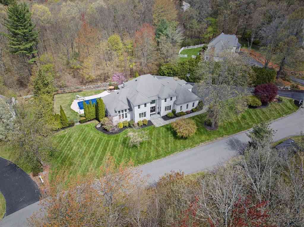 Homes For Sale - 16 Stone Meadow Farm Drive<br/> Shrewsbury, MA 01545