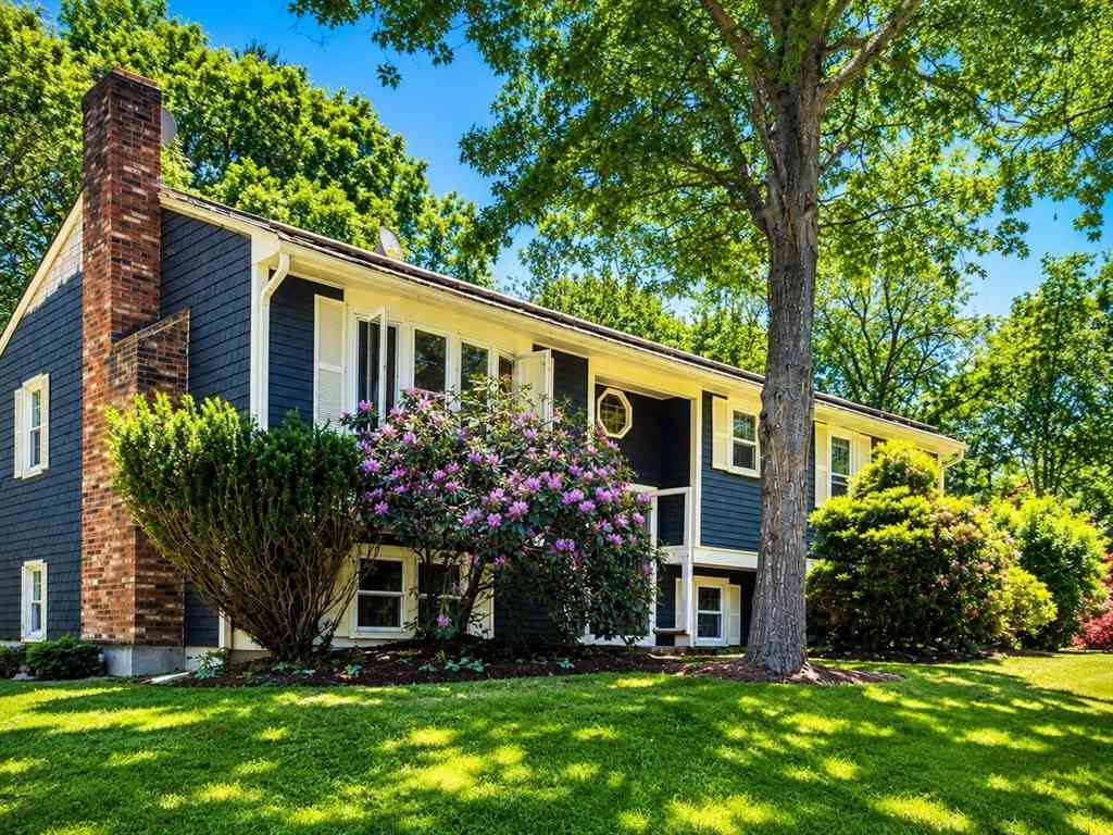 Homes For Sale - 66 Mill St<br/> Plymouth County, Pembroke, MA 02359