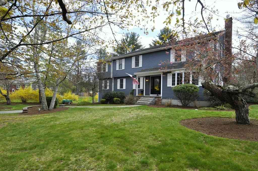 Homes For Sale - 81 Amber Dr<br/> East Bridgewater, MA 02333