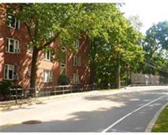 Condo For Rent - 42 Dean Road #1<br/> Brookline, MA 02445
