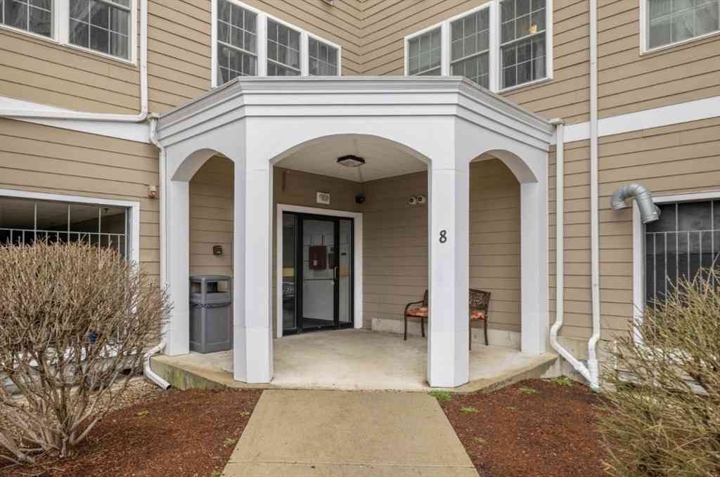 Condo For Sale - 8 Walnut St #408<br/> Essex County, Peabody, MA 01960