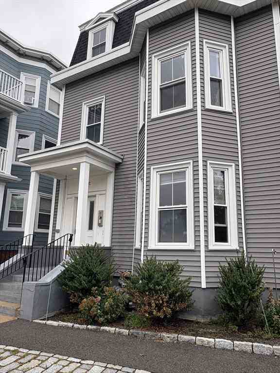 Apartment For Rent - 755 Somerville Ave #2<br/> Somerville, MA 02143