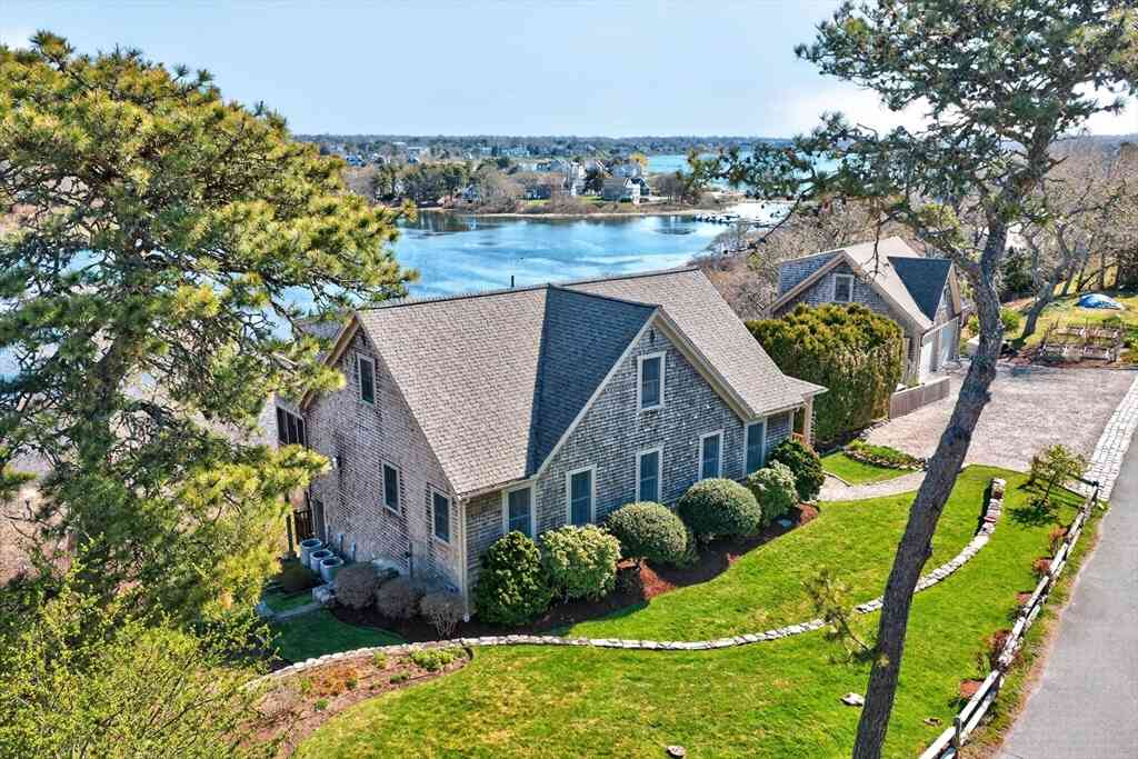 Homes For Sale - 7 Squanto Dr<br/> Barnstable County, Chatham, MA 02633