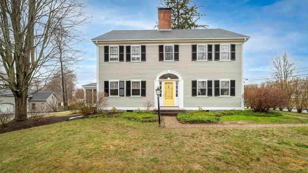 Homes For Sale - 230 Asbury Street<br/> Essex County, Hamilton, MA 01982