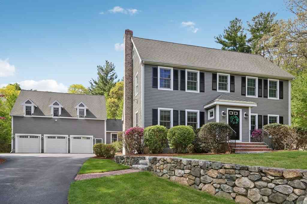 Homes For Sale - 34 Broken Tree Rd<br/> Norfolk County, Medway, MA 02053