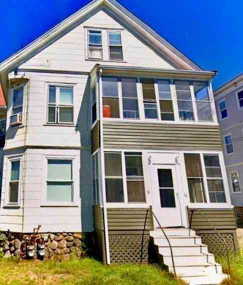 Apartment For Rent - 10 Underwood Park #10<br/> Waltham, MA 02453