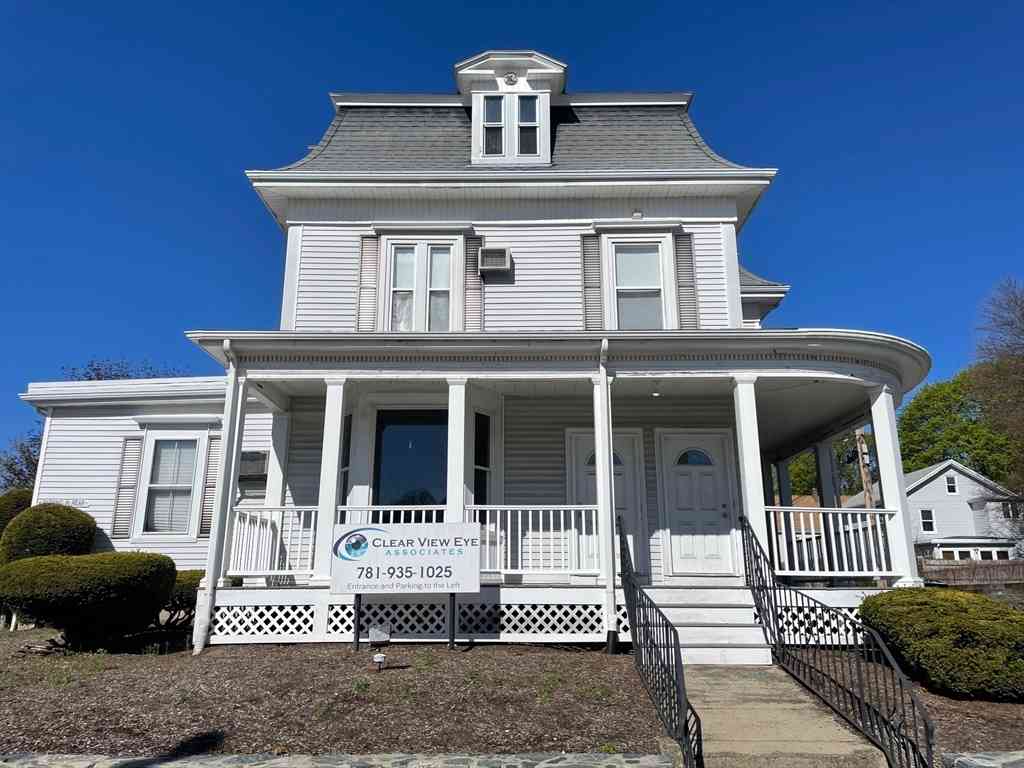 Apartment For Rent - 550 Main Street #2<br/> Woburn, MA 01801