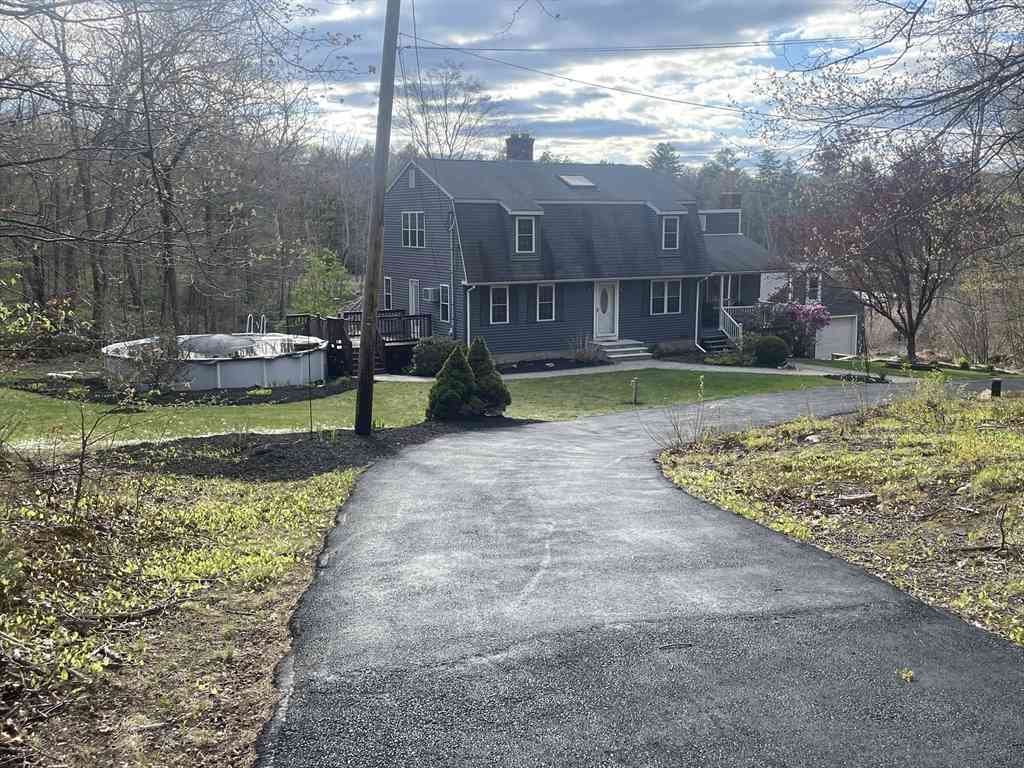 Homes For Sale - 65 Old Spencer Rd<br/> Worcester County, Charlton, MA 01507