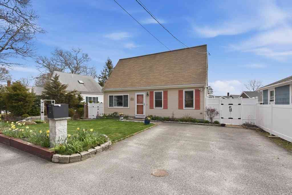 Homes For Sale - 91 Cohasset Rd<br/> Wareham, MA 02532