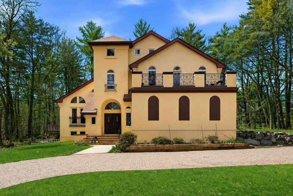 Homes For Rent - 268 Concord Rd<br/> Weston, MA 02493
