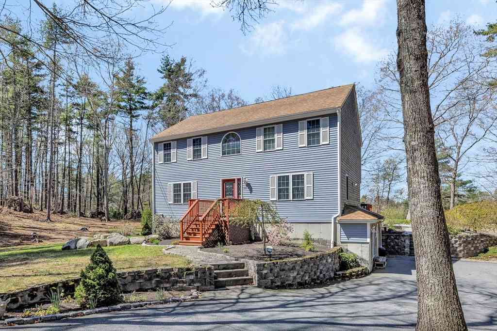 Homes For Sale - 331 Braley Hill Rd<br/> Rochester, MA 02770