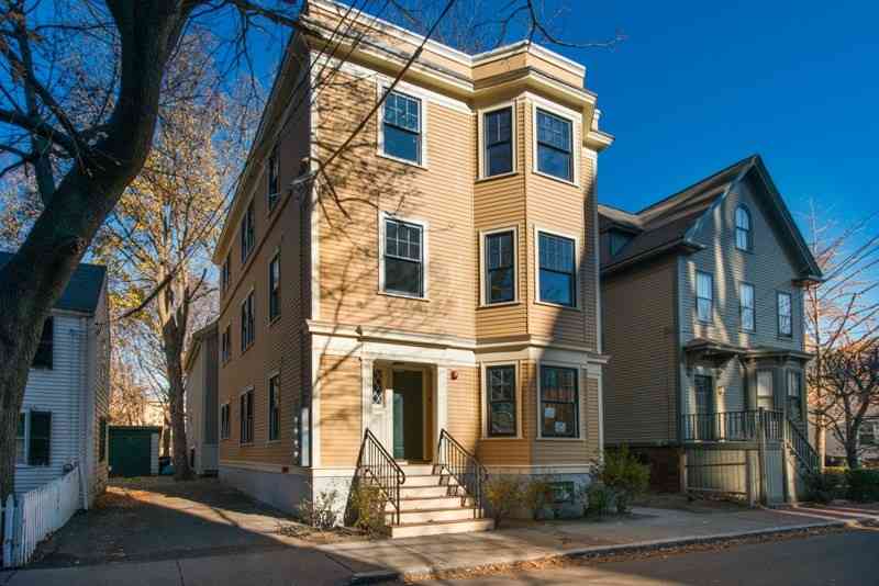 Apartment For Rent - 25 Grant #1<br/> Cambridge, MA 02138