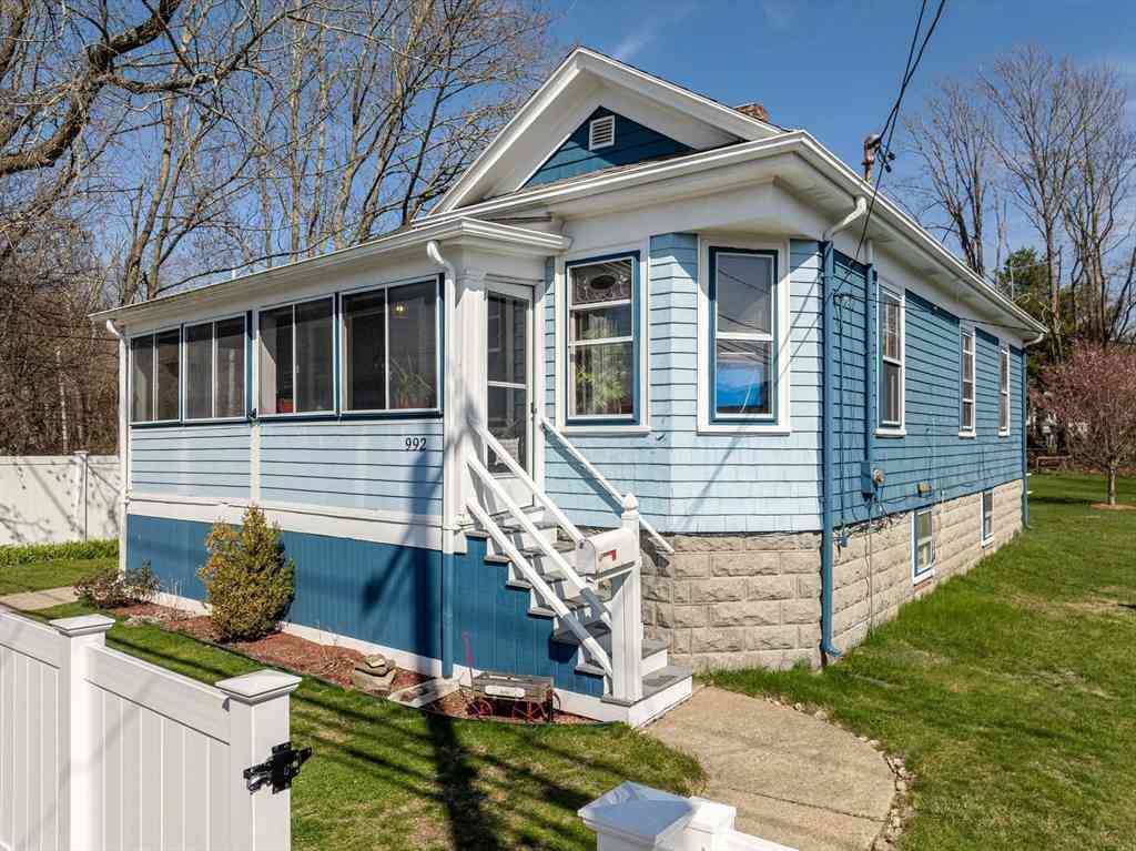 Homes For Sale - 992 Lees River Ave<br/> Somerset, MA 02726