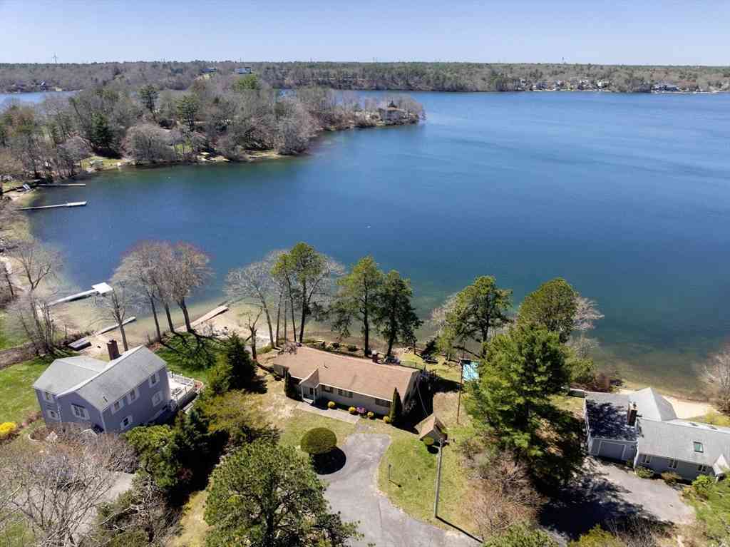 Homes For Sale - 125 Herring Pond Rd<br/> Plymouth, MA 02360