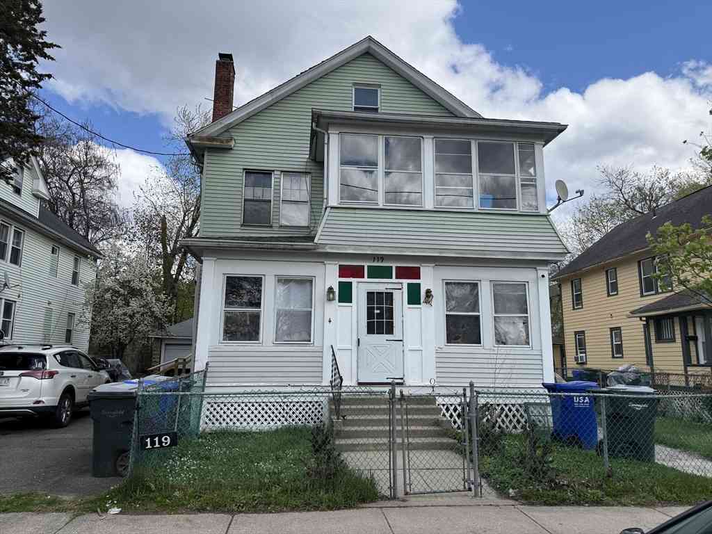 Multifamily For Sale - 119-121 Middlesex St<br/> Hampden County, Springfield, MA 01109