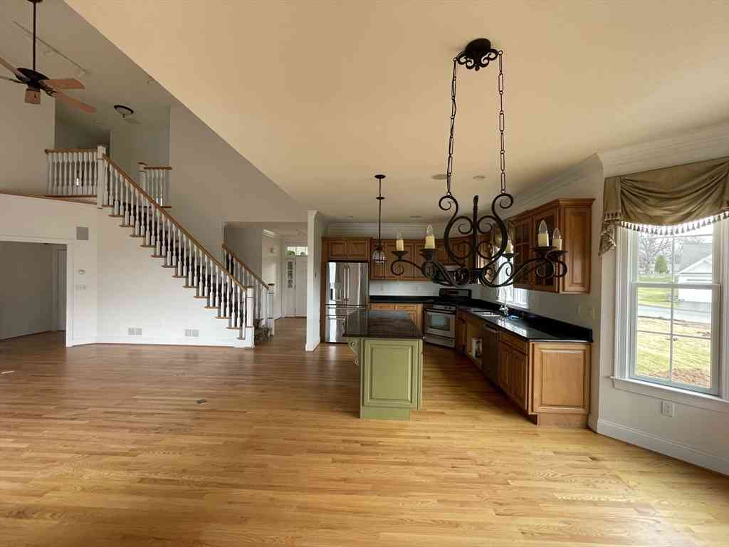 Condo For Rent - 4 Broadleaf Circle #4<br/> East Longmeadow, MA 01028