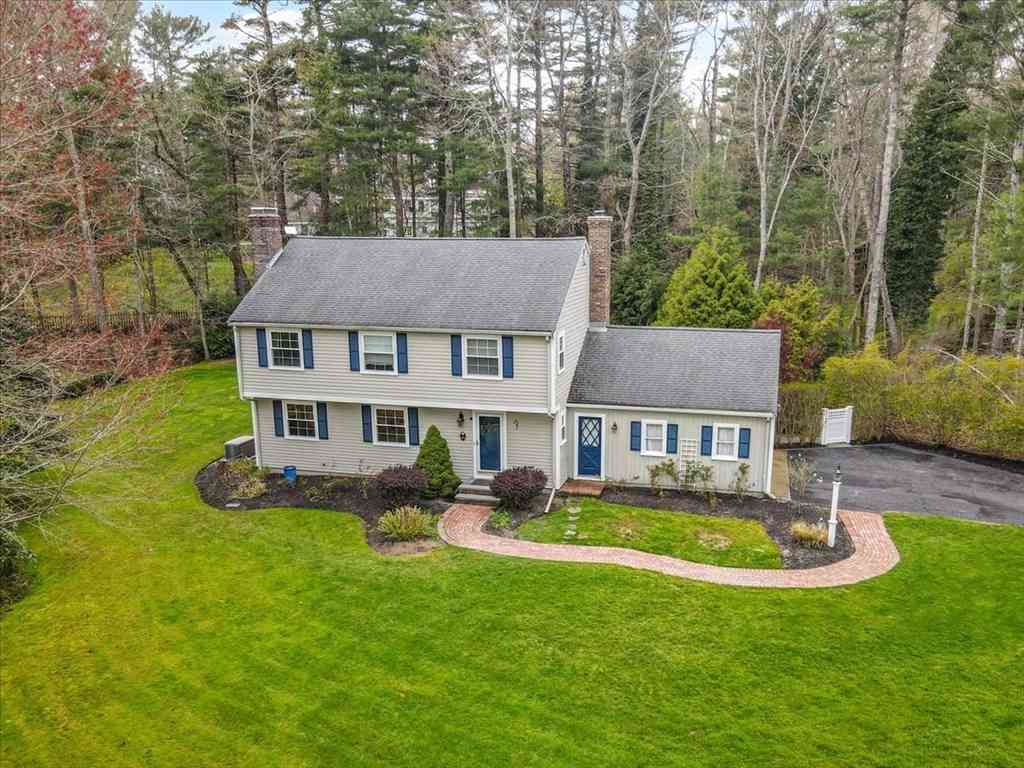 Homes For Sale - 126 Flint Locke Dr<br/> Duxbury, MA 02332
