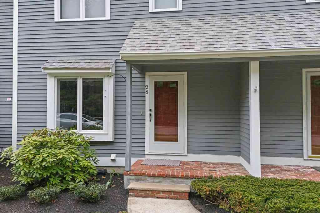 Condo For Sale - 26 Country Hollow Ln.<br/> Haverhill, MA 01830