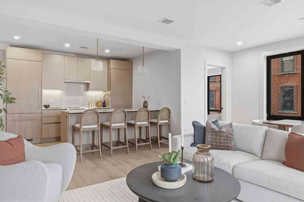 Condo For Sale - 118 B Street #103<br/> Boston, MA 02127