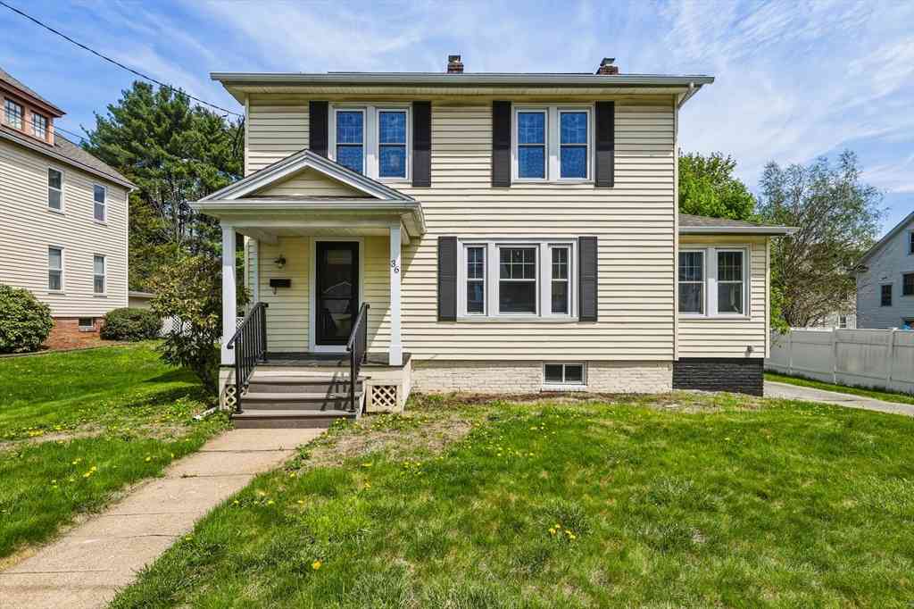 Homes For Sale - 36 Queen St<br/> Hampden County, Holyoke, MA 01040