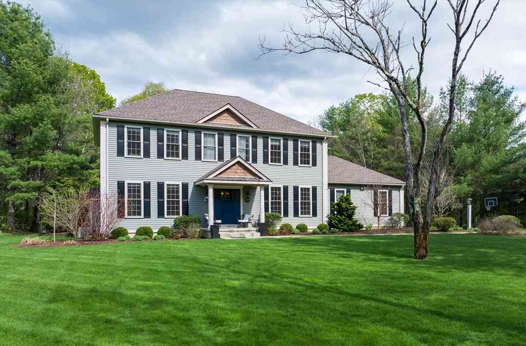 Homes For Sale - 249 Sylvester Rd<br/> Northampton, MA 01062
