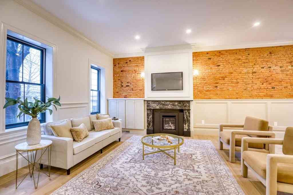 Homes For Sale - 16 Chestnut Street<br/> Boston, MA 02129