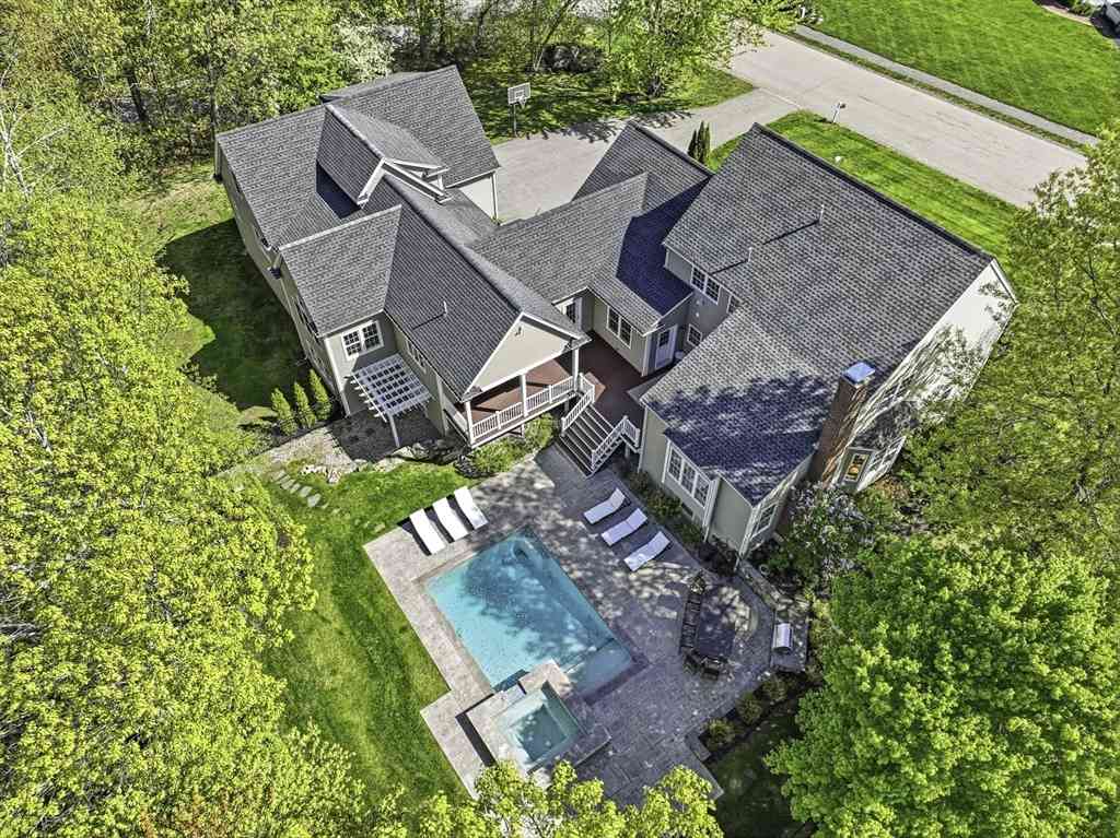 Homes For Sale - 82 Hardwick Rd<br/> Middlesex County, Ashland, MA 01721