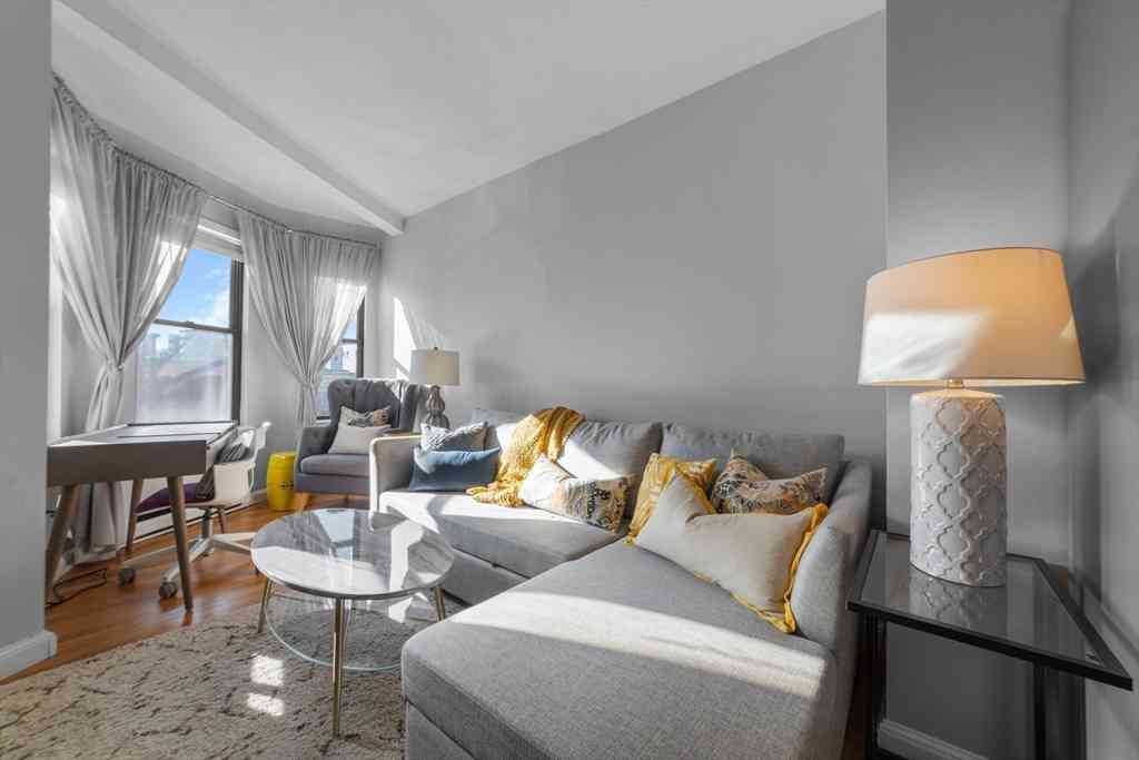 Condo For Sale - 1810 Dorchester Avenue #3<br/> Boston, MA 02124