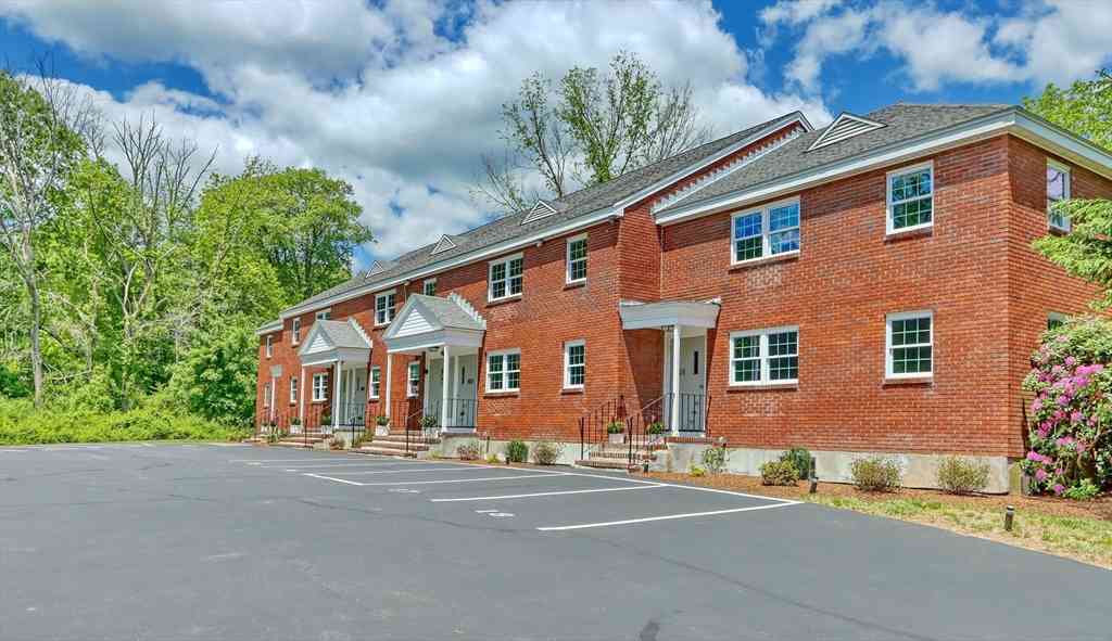 Condo For Rent - 405 Washington Street - Unit #2<br/> Westwood, MA 02090