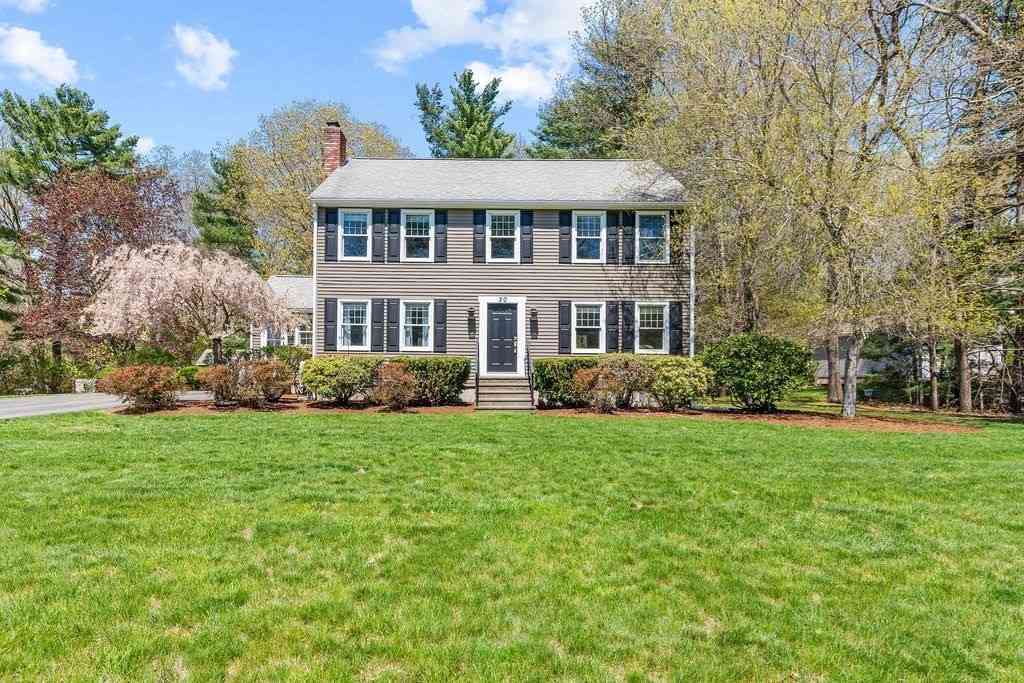 Homes For Sale - 30 Jacob Dr<br/> Bristol County, Mansfield, MA 02048