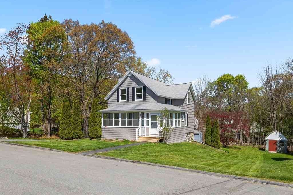 Homes For Sale - 14 Park St<br/> Worcester County, Auburn, MA 01501