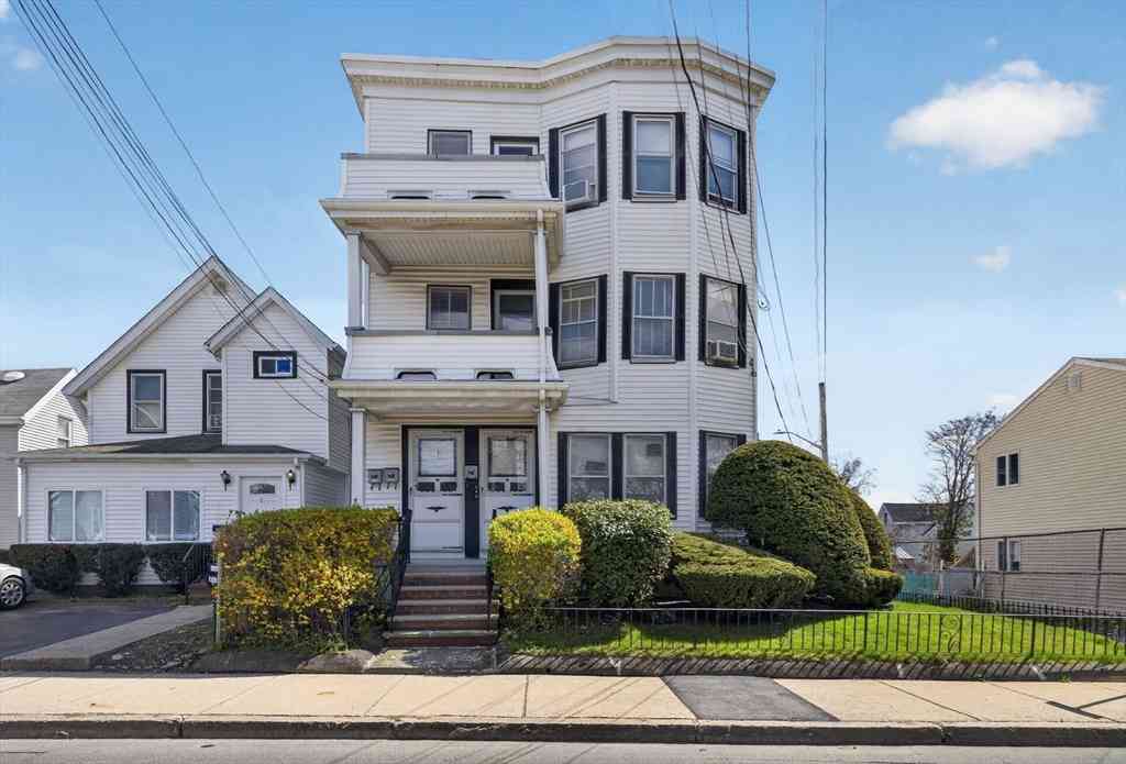 Multifamily For Rent - 19 Bradford St<br/> Everett, MA 02149