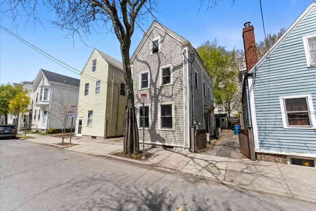 Homes For Sale - 75 Winter St<br/> Cambridge, MA 02141