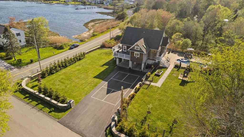 Homes For Sale - 517 Pearse Rd<br/> Bristol County, Swansea, MA 02777