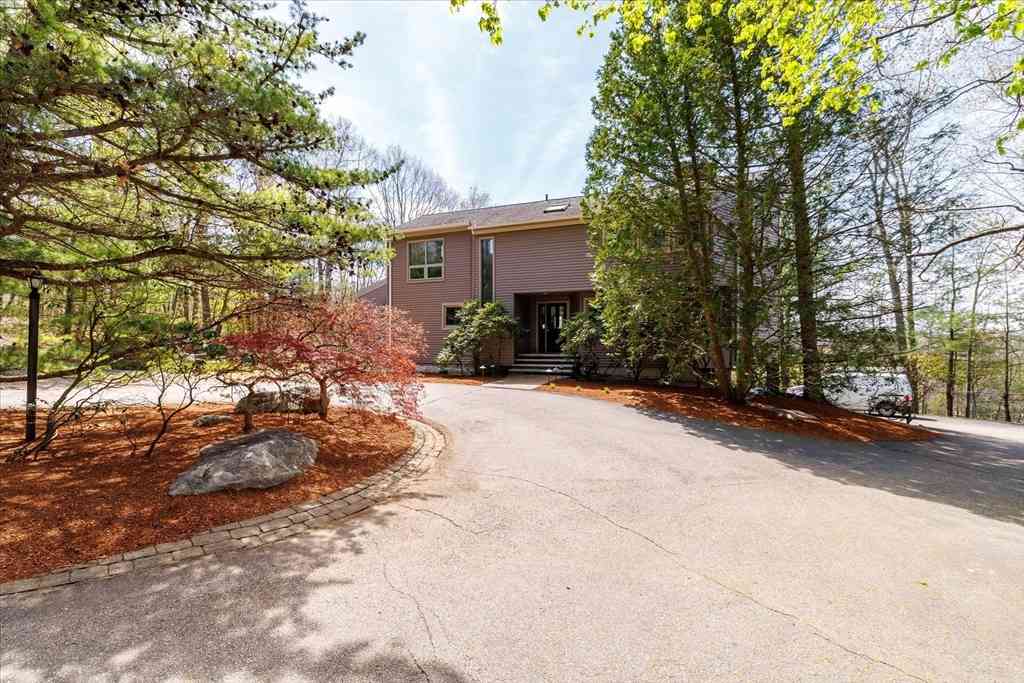 Homes For Sale - 35 Hickory Dr<br/> Worcester, MA 01609